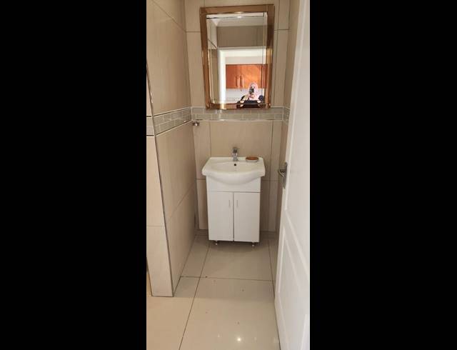 2 BEDROOM PROPERTY TO RENT IN UMHLANGA CENTRAL